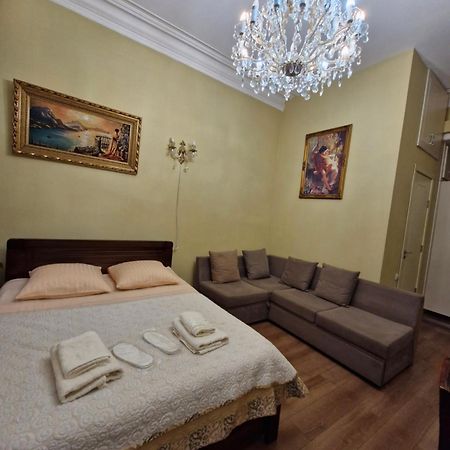 Отель Гостевой дом Лана Тбилиси Экстерьер фото